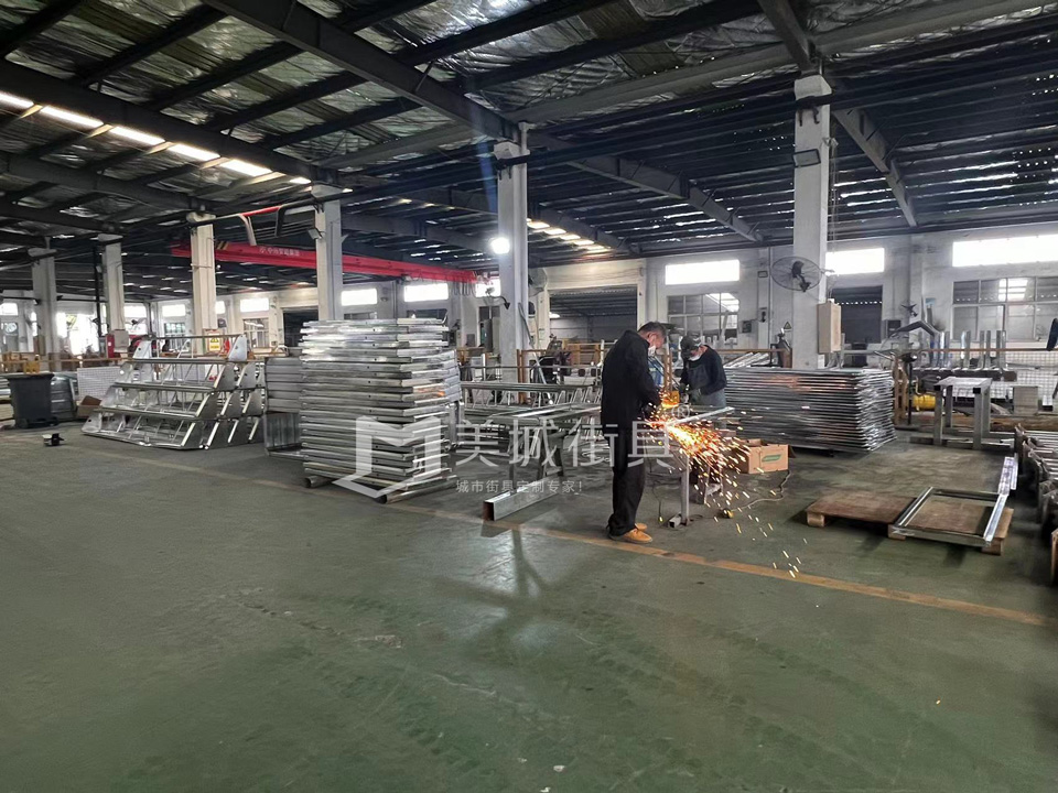 2022.10.12美城街具供應南京公交候車亭發(fā)貨記錄 2022.10.12美城街具供應南京公交候車亭發(fā)貨記錄