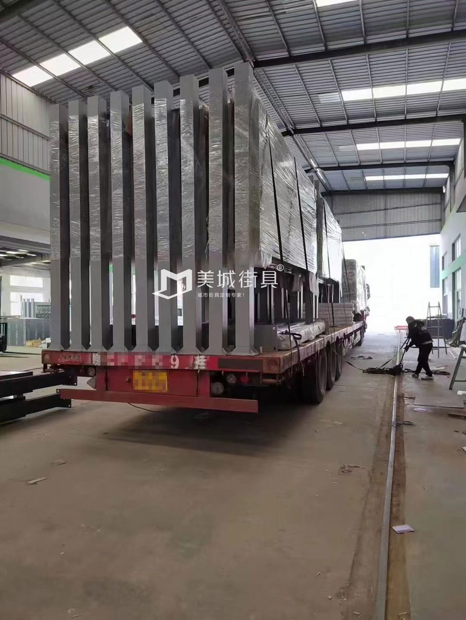 2023.3.19美城街具供應(yīng)云南公交站臺發(fā)貨實拍 2023.3.19美城街具供應(yīng)云南公交站臺發(fā)貨實拍